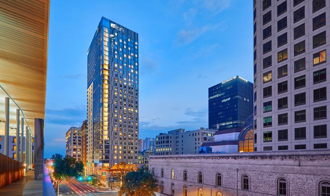 Aloft Austin Downtown Exterior