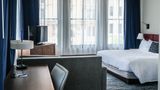 Blu-Tique Hotel, Tribute Portfolio Hotel Suite