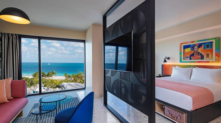 Moxy Miami South Beach Suite
