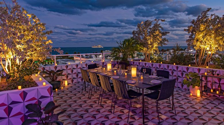 <b>Moxy Miami South Beach Meeting</b>. Images powered by <a href="https://www.leonardoworldwide.com/" title="Leonardo Worldwide" target="_blank">Leonardo</a>.