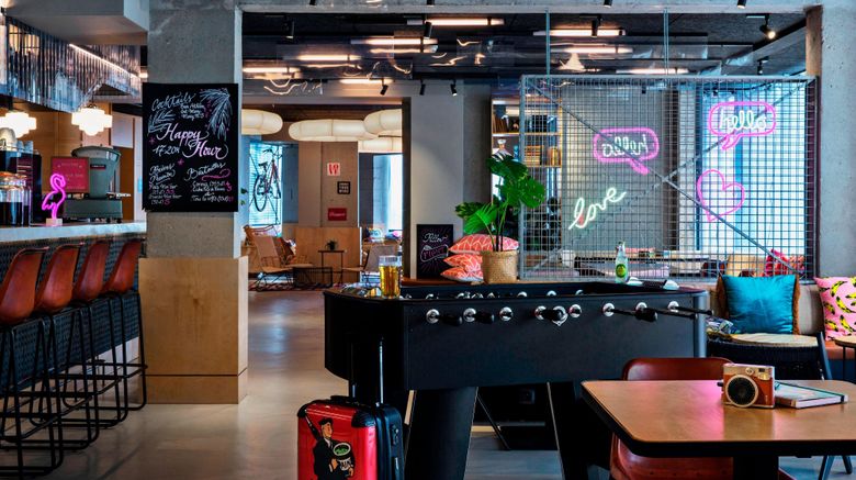 <b>MOXY Paris Bastille Lobby</b>. Images powered by <a href="https://www.leonardoworldwide.com/" title="Leonardo Worldwide" target="_blank">Leonardo</a>.
