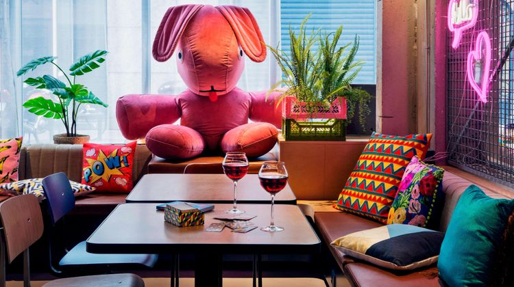 MOXY Paris Bastille Lobby