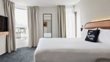 MOXY Paris Bastille Room