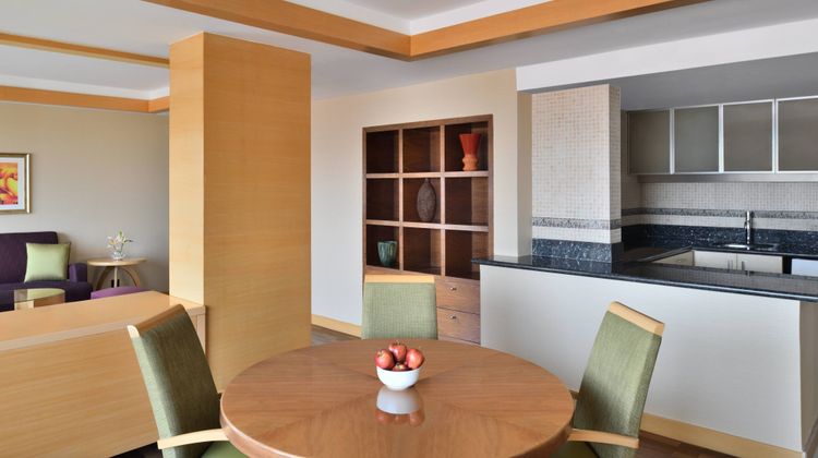 Courtyard by Marriott Chennai Suite