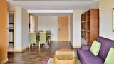Courtyard by Marriott Chennai Room