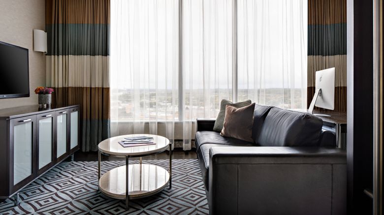 <b>JW Marriott Grand Rapids Suite</b>. Images powered by <a href="https://www.leonardoworldwide.com/" title="Leonardo Worldwide" target="_blank">Leonardo</a>.