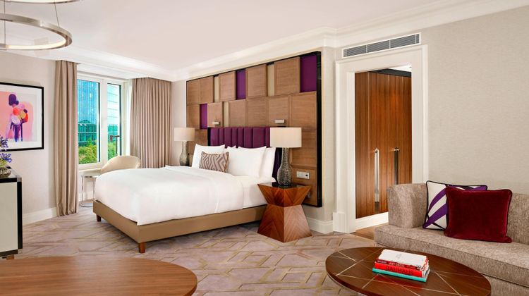 The Ritz-Carlton, Berlin Suite