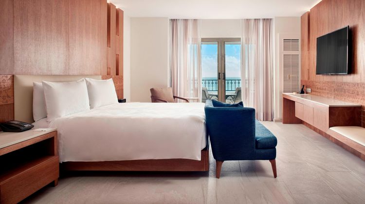 JW Marriott Cancun Resort & Spa Suite