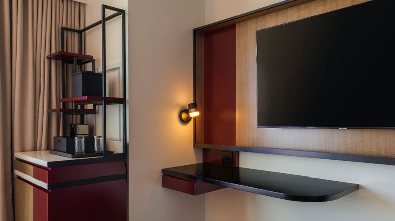 <b>Renaissance NY Flushing Hotel at Tangram Suite</b>. Images powered by <a href="https://www.leonardoworldwide.com/" title="Leonardo Worldwide" target="_blank">Leonardo</a>.