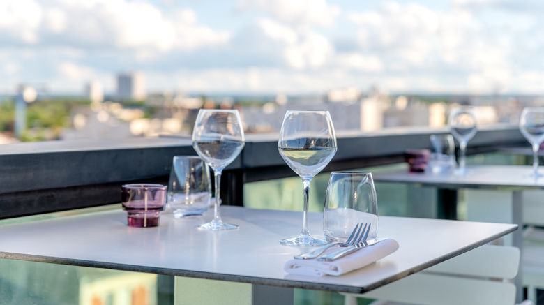 <b>Holiday Inn Reims - City Centre Restaurant</b>. Images powered by <a href="https://www.leonardoworldwide.com/" title="Leonardo Worldwide" target="_blank">Leonardo</a>.