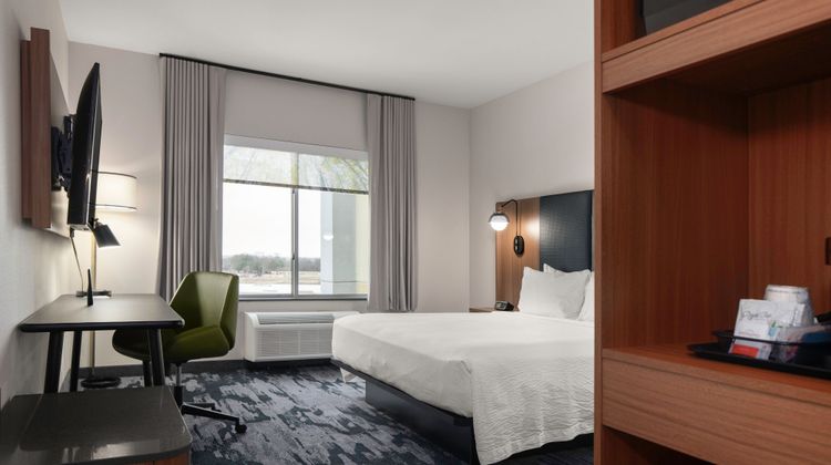 Fairfield Inn & Suites Dallas McKinney Room