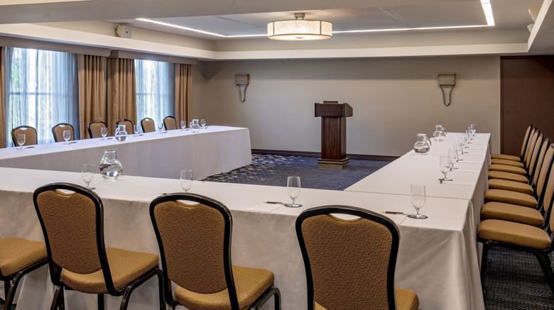 <b>Sheraton Boston Needham Hotel Meeting</b>. Images powered by <a href="https://www.leonardoworldwide.com/" title="Leonardo Worldwide" target="_blank">Leonardo</a>.