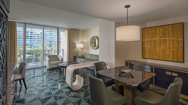 W Miami Suite