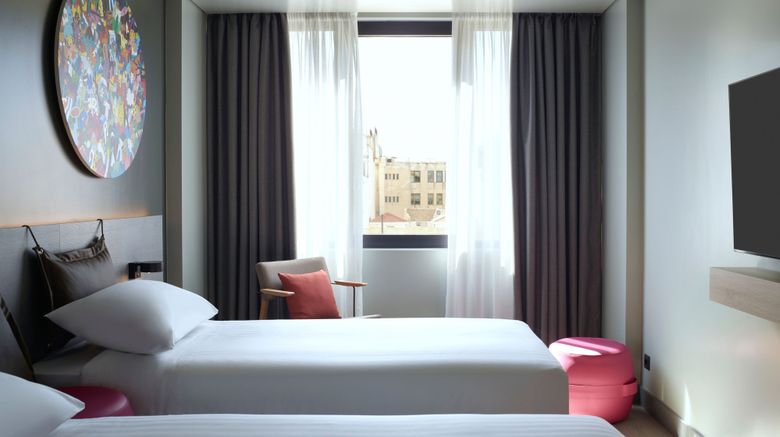 <b>Moxy Athens City Room</b>. Images powered by <a href="https://www.leonardoworldwide.com/" title="Leonardo Worldwide" target="_blank">Leonardo</a>.