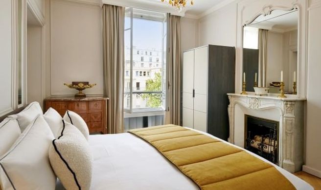 Hotel Lancaster Room
