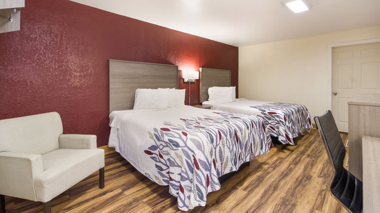 Red Roof Inn Crestview Room