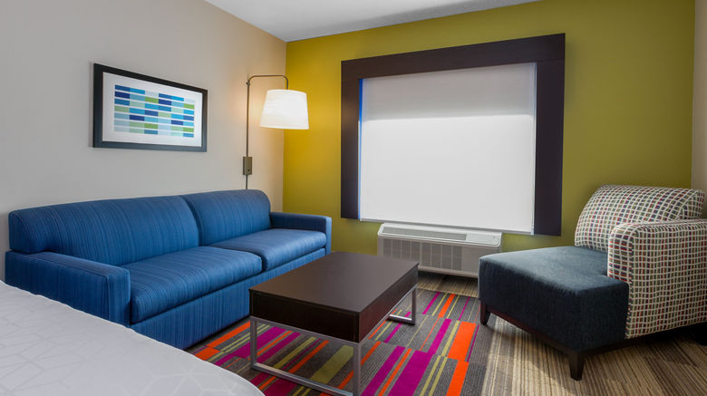 <b>Holiday Inn Express & Suites Woodhaven Room</b>. Images powered by <a href="https://www.leonardoworldwide.com/" title="Leonardo Worldwide" target="_blank">Leonardo</a>.