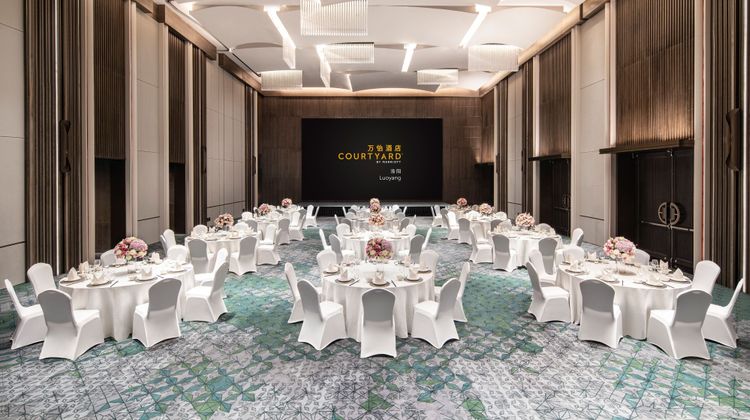 Courtyard by Marriott Luoyang Meeting