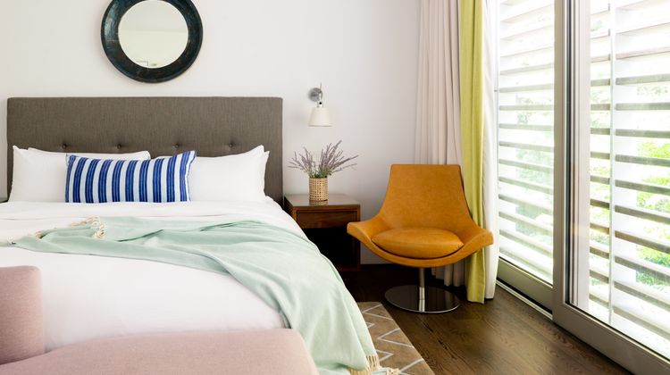 Topping Rose House Room