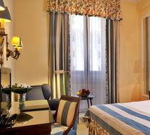 Hotel Avenida Palace Room