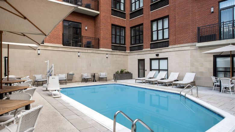 <b>Courtyard Savannah Downtown Pool</b>. Images powered by <a href="https://www.leonardoworldwide.com/" title="Leonardo Worldwide" target="_blank">Leonardo</a>.