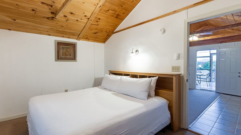 <b>Half Moon Motel & Cottages Room</b>. Images powered by <a href="https://www.leonardoworldwide.com/" title="Leonardo Worldwide" target="_blank">Leonardo</a>.