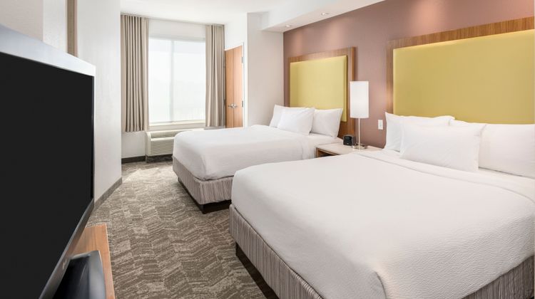 SpringHill Suites Lafayette South Suite