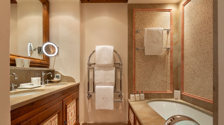 Lake Hotel Courchevel Room