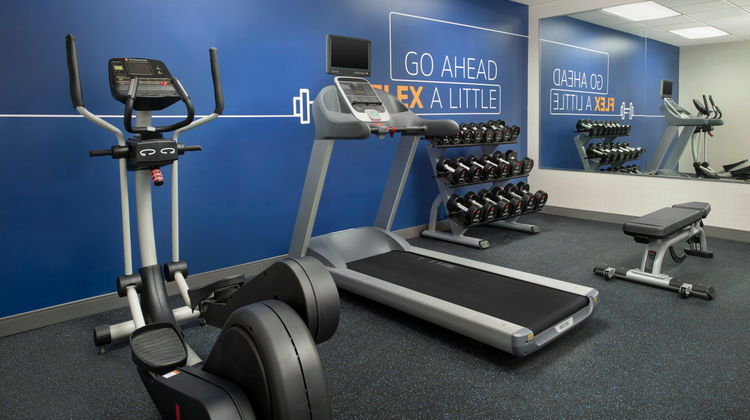 Holiday Inn Express & Suites Knoxville Health Club