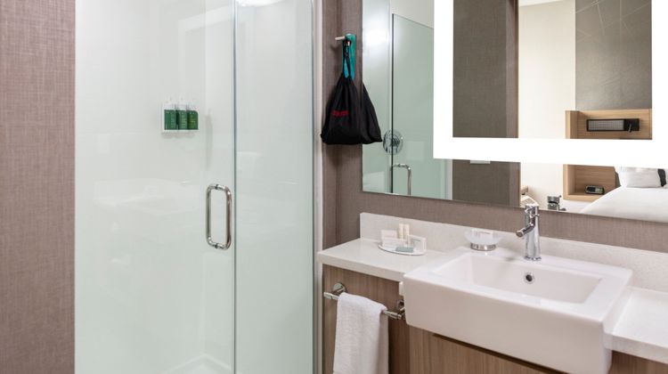 SpringHill Suites Charlotte Huntersville Room