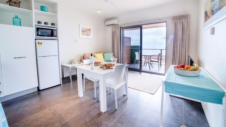 <b>Onslow Beach Resort Room</b>. Images powered by <a href="https://www.leonardoworldwide.com/" title="Leonardo Worldwide" target="_blank">Leonardo</a>.