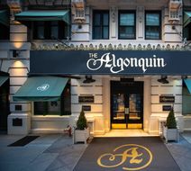 Algonquin Hotel Times Square, Autograph Exterior