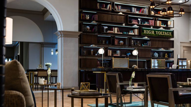 <b>Renaissance Waterford Hotel Lobby</b>. Images powered by <a href="https://www.leonardoworldwide.com/" title="Leonardo Worldwide" target="_blank">Leonardo</a>.