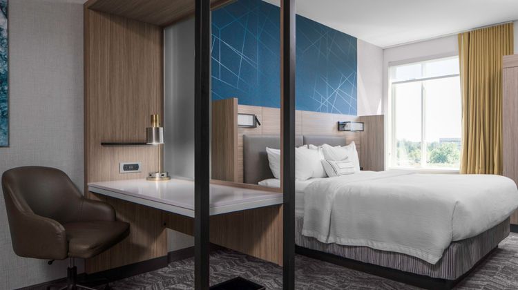SpringHill Suites Winchester Suite