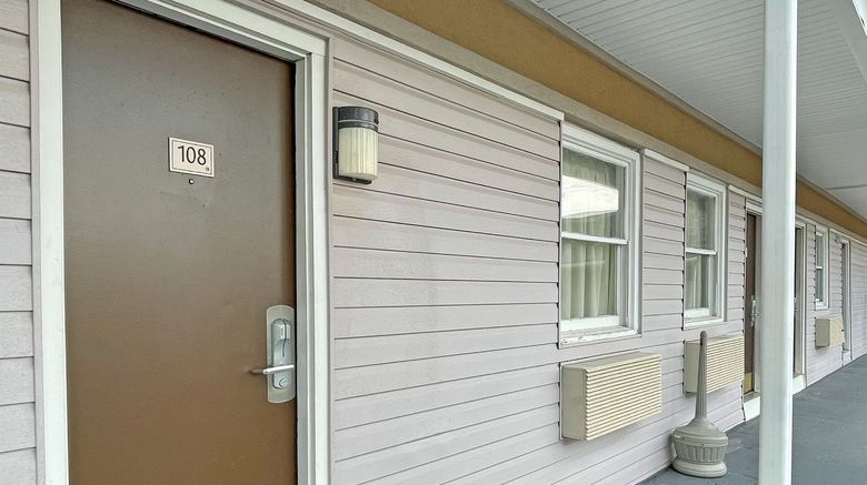 <b>Red Carpet Inn Orchard Park Buffalo Exterior</b>. Images powered by <a href="https://www.leonardoworldwide.com/" title="Leonardo Worldwide" target="_blank">Leonardo</a>.
