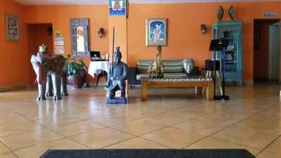 Altamont West Hotel