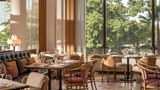 Four Seasons Bangkok Chao Phraya River Restaurant