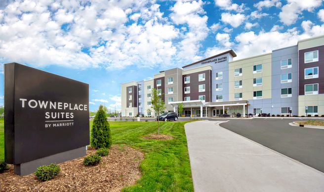 TownePlace Suites Asheville West Exterior