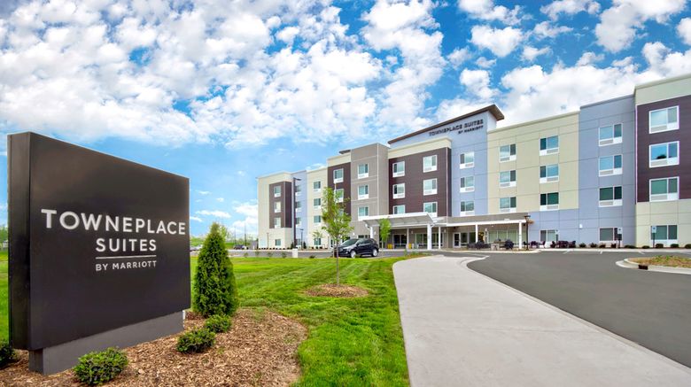 TownePlace Suites Asheville West Exterior. Images powered by <a href="https://www.leonardoworldwide.com" target="_blank" rel="noopener">Leonardo</a>.