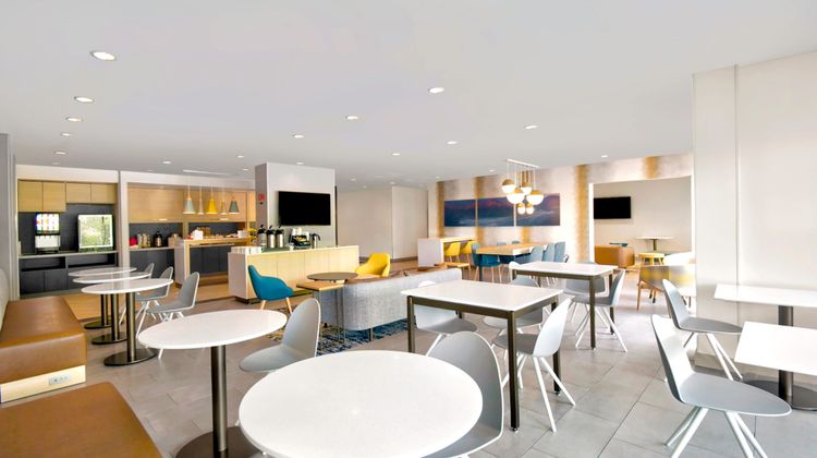 TownePlace Suites Asheville West Restaurant