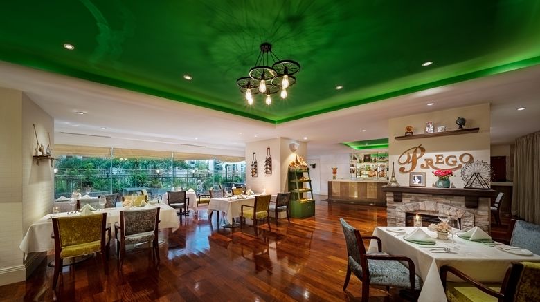 <b>Crowne Plaza Hotel & Suites Landmark Restaurant</b>. Images powered by <a href="https://www.leonardoworldwide.com/" title="Leonardo Worldwide" target="_blank">Leonardo</a>.