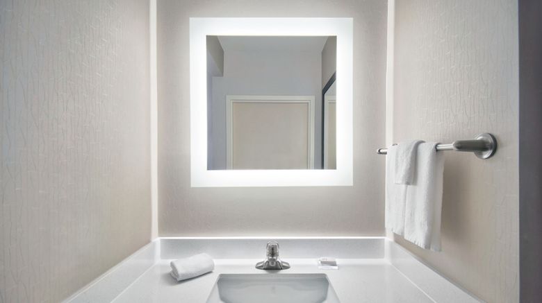 <b>SpringHill Suites by Marriott Erie Room</b>. Images powered by <a href="https://www.leonardoworldwide.com/" title="Leonardo Worldwide" target="_blank">Leonardo</a>.