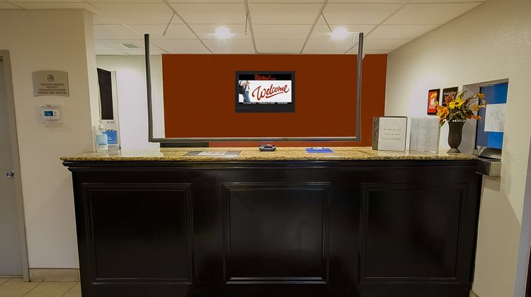 Red Roof Inn Tallahassee East Lobby