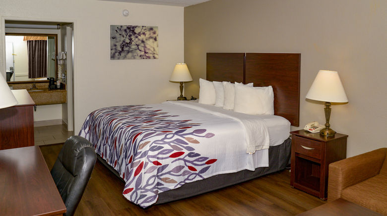 <b>Red Roof Inn Tallahassee East Room</b>. Images powered by <a href="https://www.leonardoworldwide.com/" title="Leonardo Worldwide" target="_blank">Leonardo</a>.