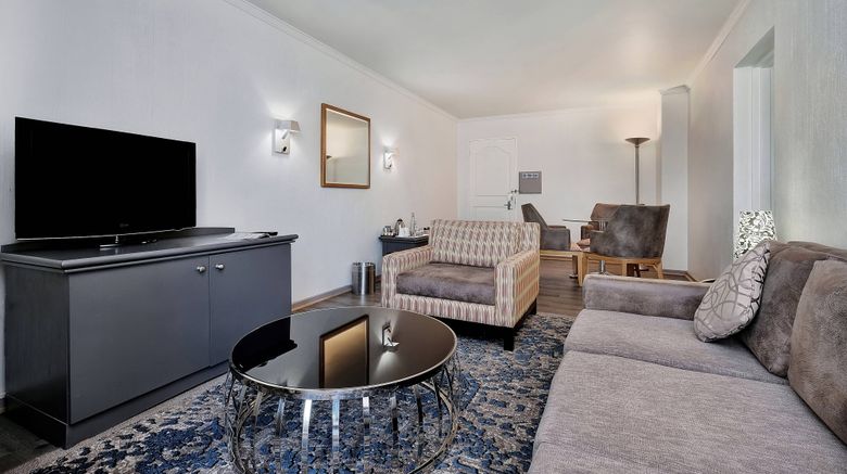 <b>Protea Hotel Midrand Suite</b>. Images powered by <a href="https://www.leonardoworldwide.com/" title="Leonardo Worldwide" target="_blank">Leonardo</a>.