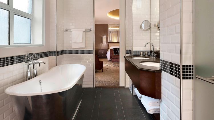 Sheraton Grand London Park Lane Room