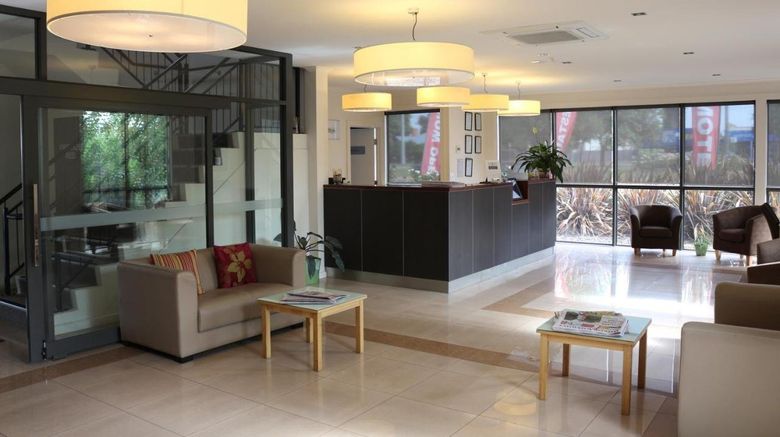 <b>Bairnsdale International Lobby</b>. Images powered by <a href="https://www.leonardoworldwide.com/" title="Leonardo Worldwide" target="_blank">Leonardo</a>.