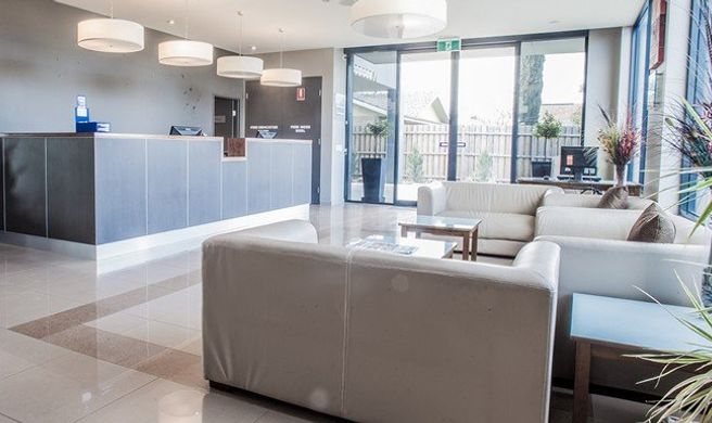 Horsham International Hotel Lobby