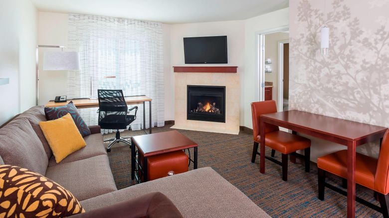 <b>Residence Inn By Marriott Fargo Room</b>. Images powered by <a href="https://www.leonardoworldwide.com/" title="Leonardo Worldwide" target="_blank">Leonardo</a>.