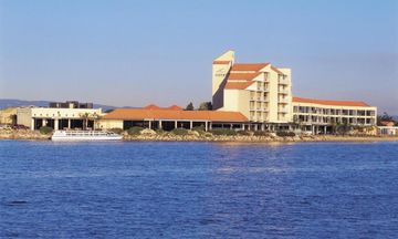 The Lakes Resort Hotel